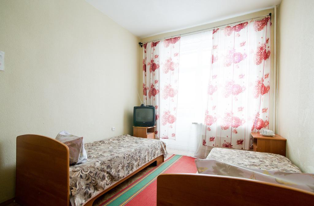 קירוב Hotel Iskozh מראה חיצוני תמונה
